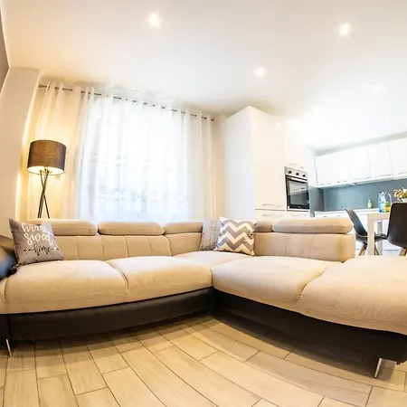 Apartment Flow Trogmann Merano